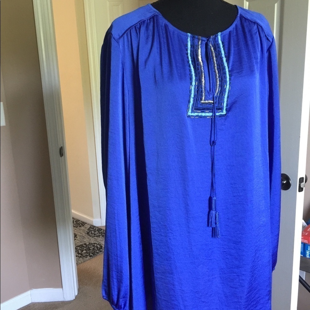 Lane Bryant Tunic Top Women Size 22-24 Embellished Relaxed Fit Adaptable Basic